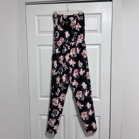 Dynamite Floral Romper - Picture 4 of 6